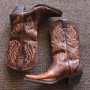 BRAND NEW Ariat Cowboy Boots